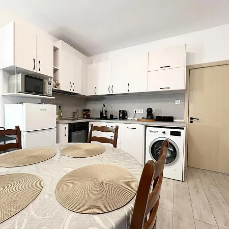 Apartment Sea Garden Pearl -
